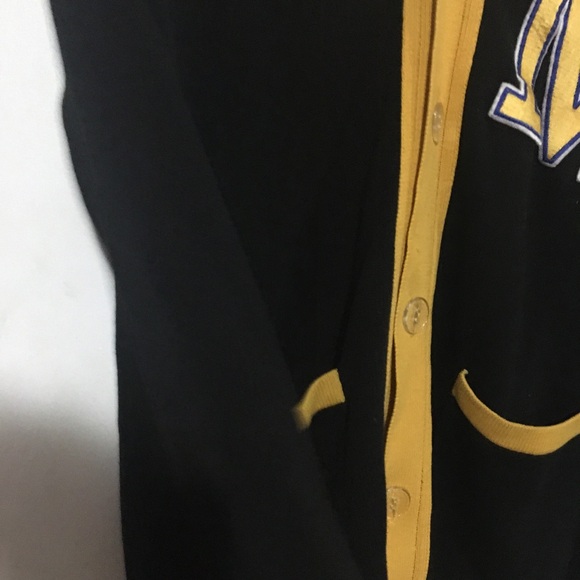 Initial M cardigan - Picture 3 of 5